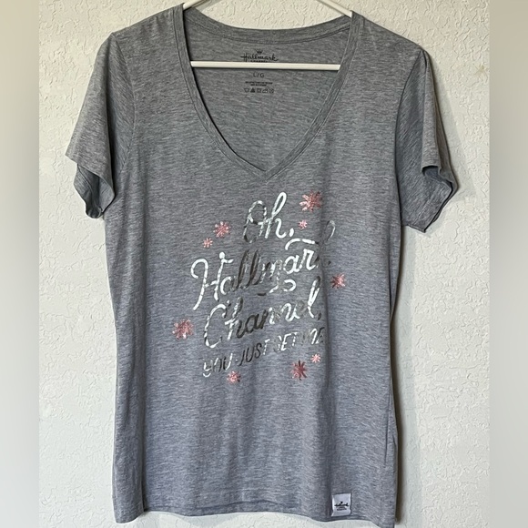 Hallmark Christmas You Get Me Women’s Gray V-Neck Short Sleeve Tee Shirt Size L - Picture 1 of 7